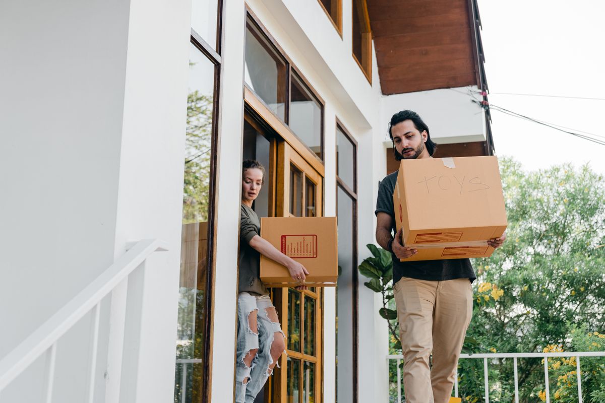 Moving boxes in a home, selling and buying at the same time in NC