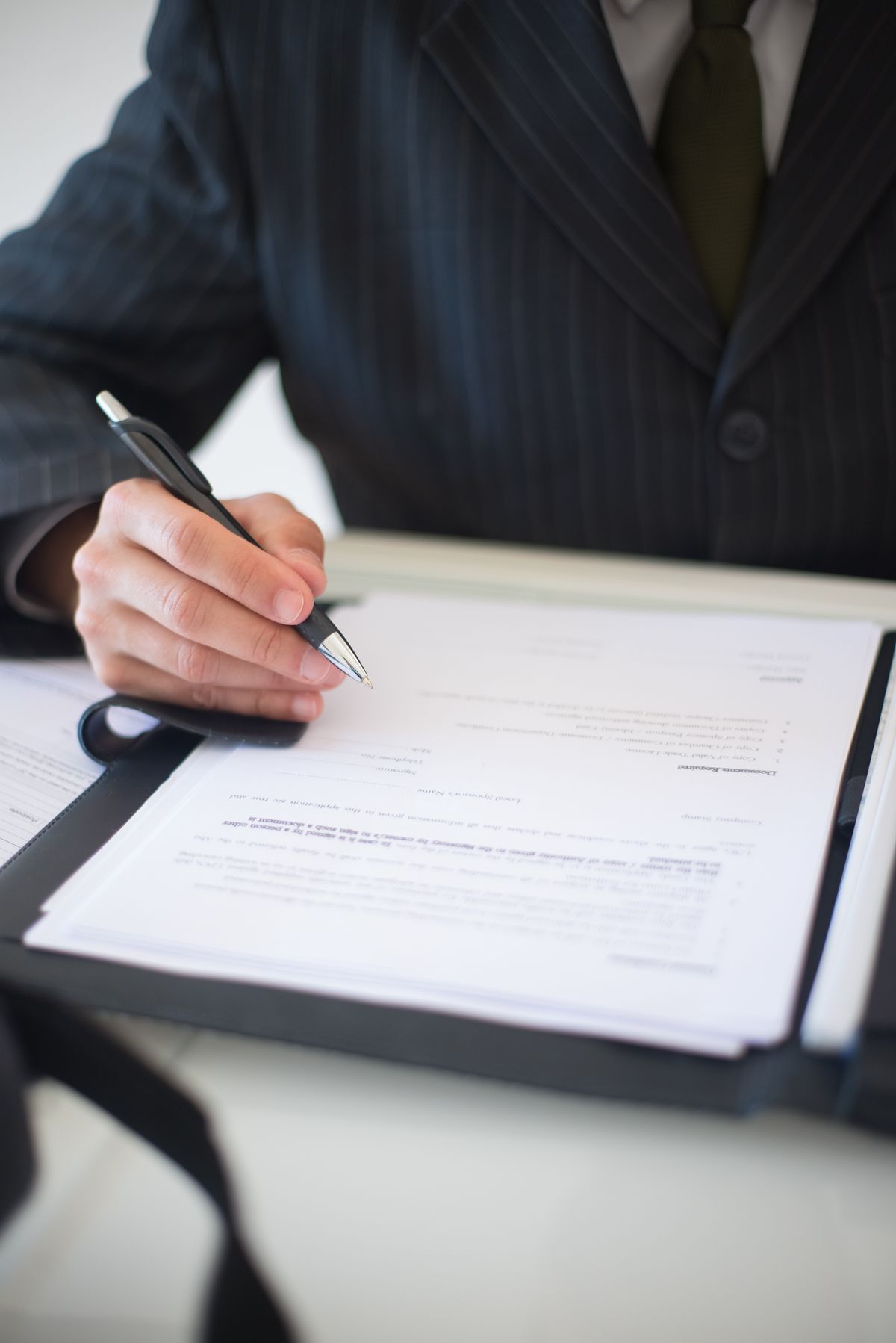 Signing a home purchase contract with a due diligence fee in NC